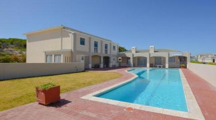 Big Bay Beach Club 220