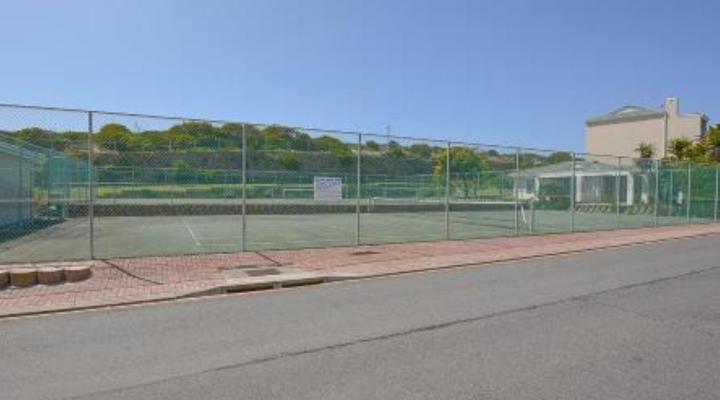 Big Bay Beach Club 220