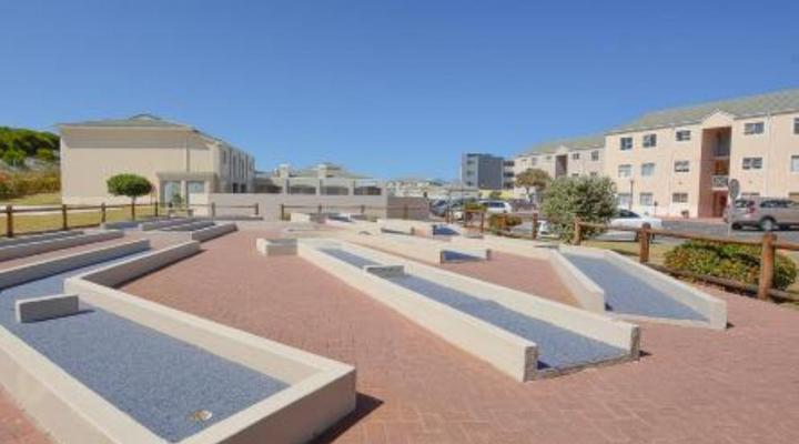 Big Bay Beach Club 220