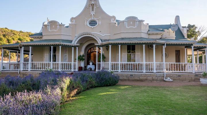 Bakenskraal Ostrich Palace