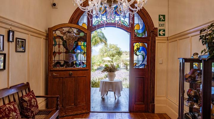 Bakenskraal Ostrich Palace