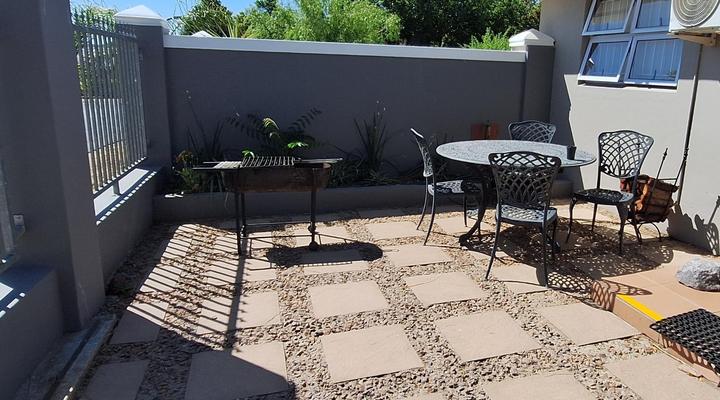 Firehouse Self-Catering Cottage No 5