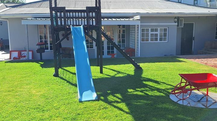 Firehouse Self-Catering Garden Cottages