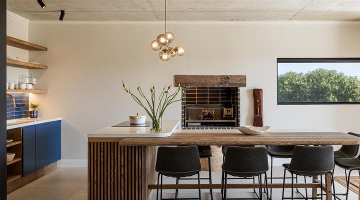 Villa and Studio Eiland