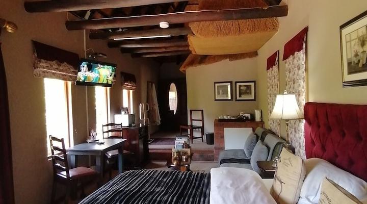 Hawklee Country House