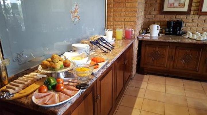 Bokmakierie Country Lodge