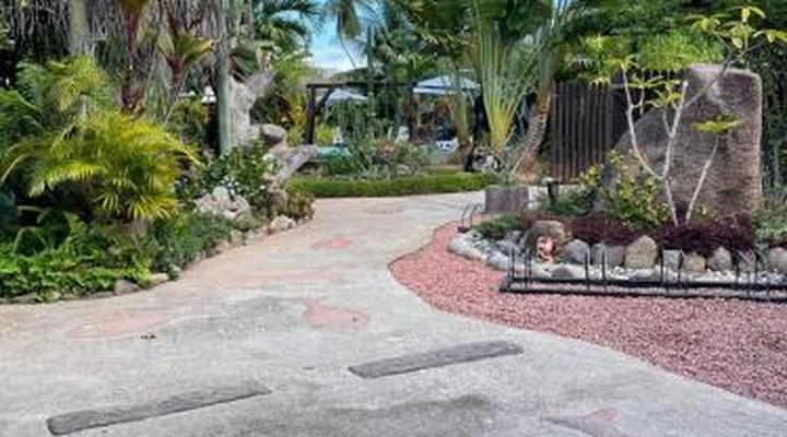 La Digue Holiday Villa