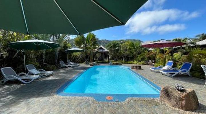 La Digue Holiday Villa