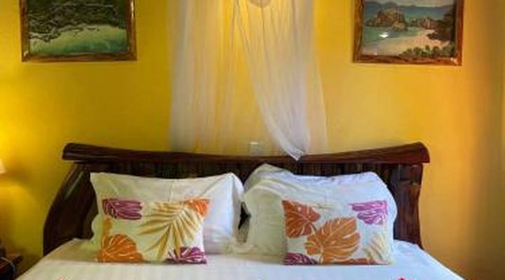 La Digue Holiday Villa