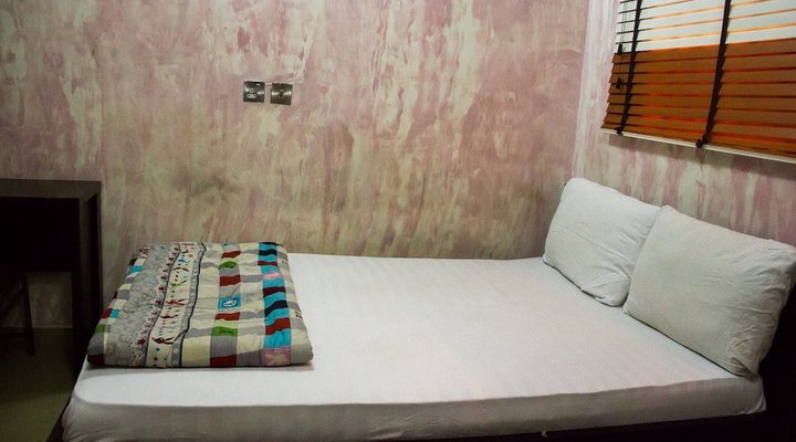 Glasshouse Hotel and Suites