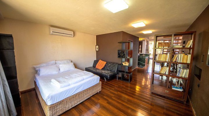 Catembe Gallery Hotel