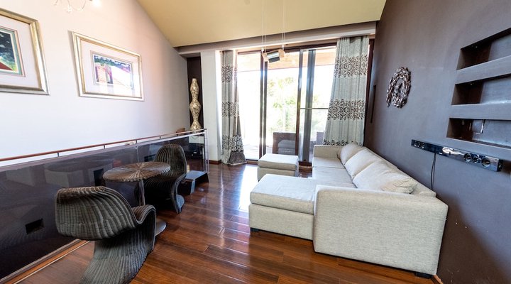 Catembe Gallery Hotel