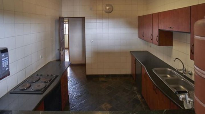 Catembe Gallery Hotel