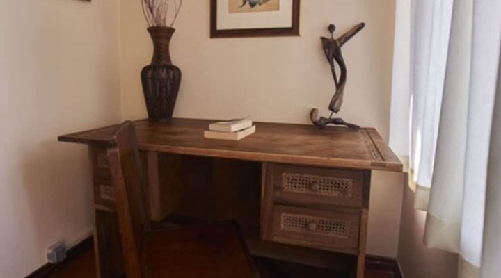 Catembe Gallery Hotel