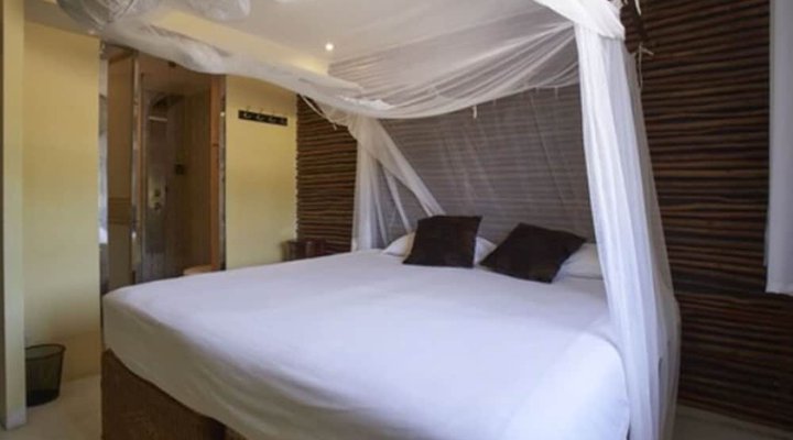 Catembe Gallery Hotel