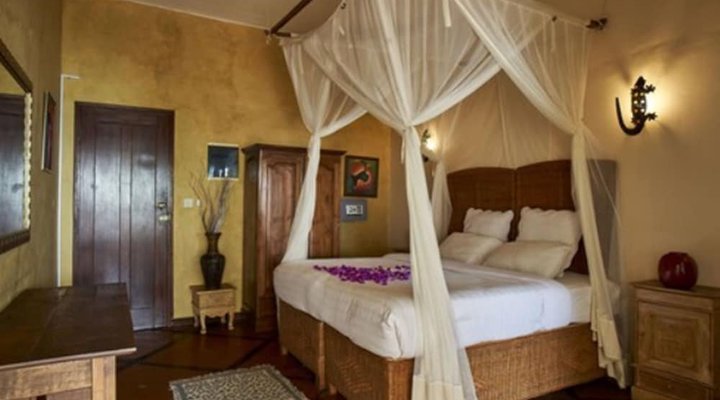 Catembe Gallery Hotel