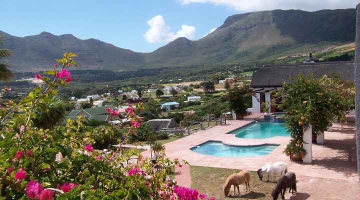 Enchanted Garden Guest Chalet