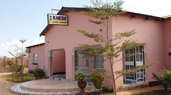Kwesu Guest Lodge