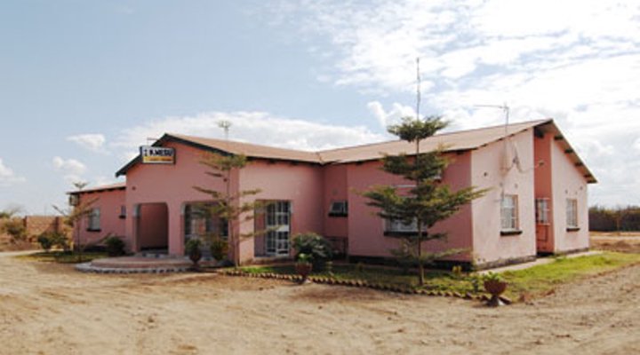 Kwesu Guest Lodge