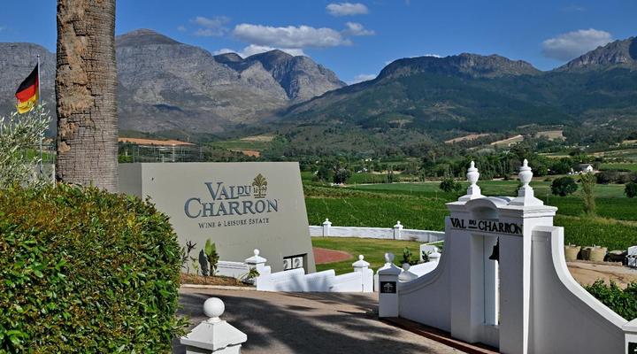 Val du Charron Coach House