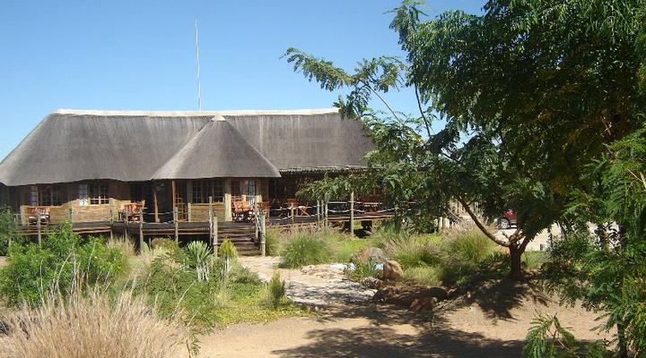 Dumela Lodge