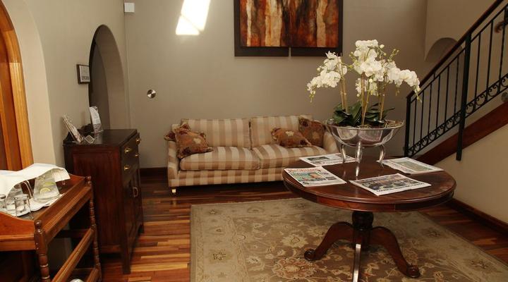 Village Ridge Boutique Hotel