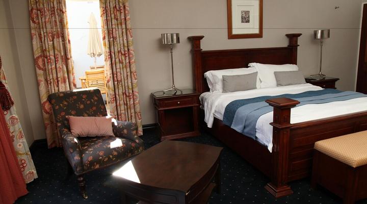 Village Ridge Boutique Hotel