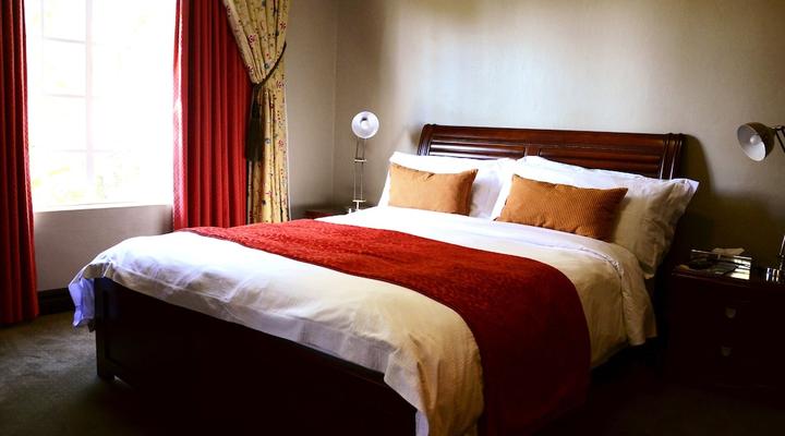 Village Ridge Boutique Hotel