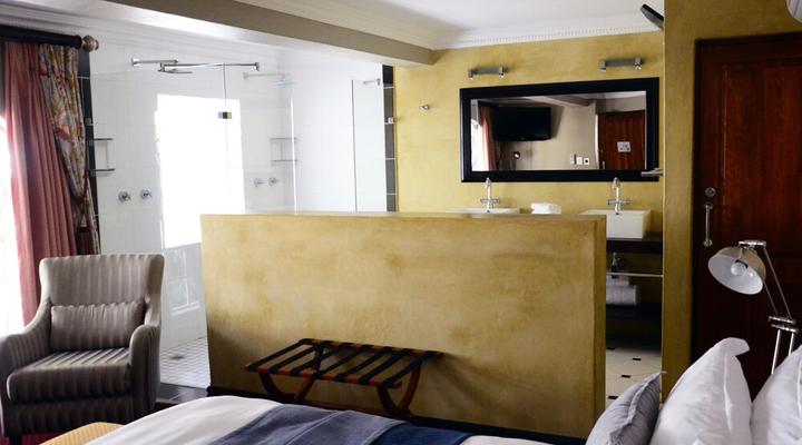 Village Ridge Boutique Hotel