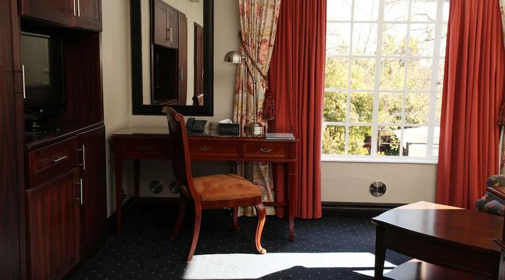 Village Ridge Boutique Hotel