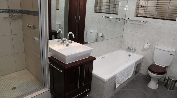 Village Ridge Boutique Hotel