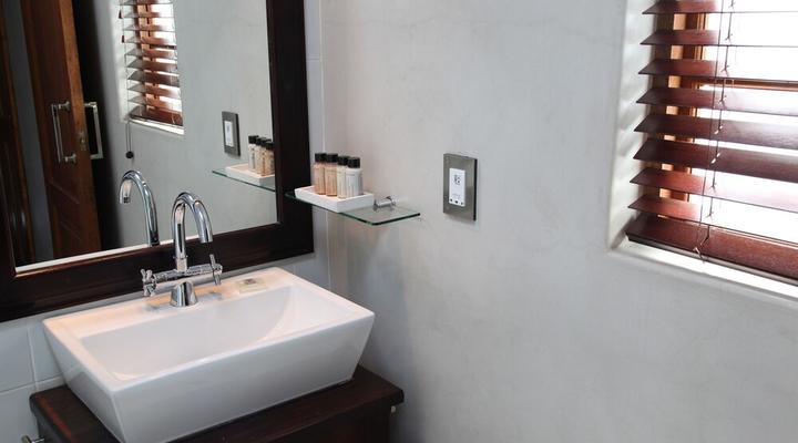 Village Ridge Boutique Hotel