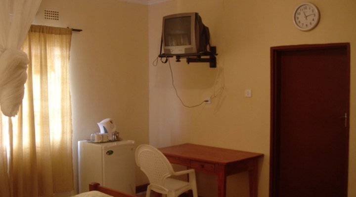 Kwesu Guest Lodge