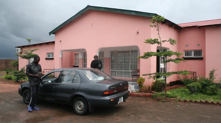 Kwesu Guest Lodge