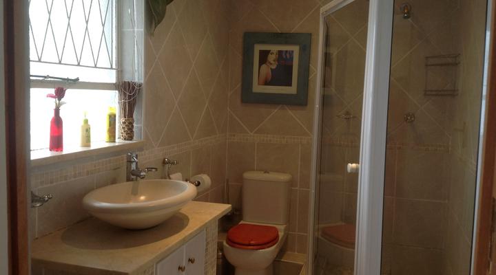 Paradiso Bay Guest House