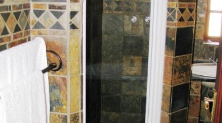 10 Anderson Guesthouse