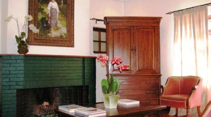 10 Anderson Guesthouse