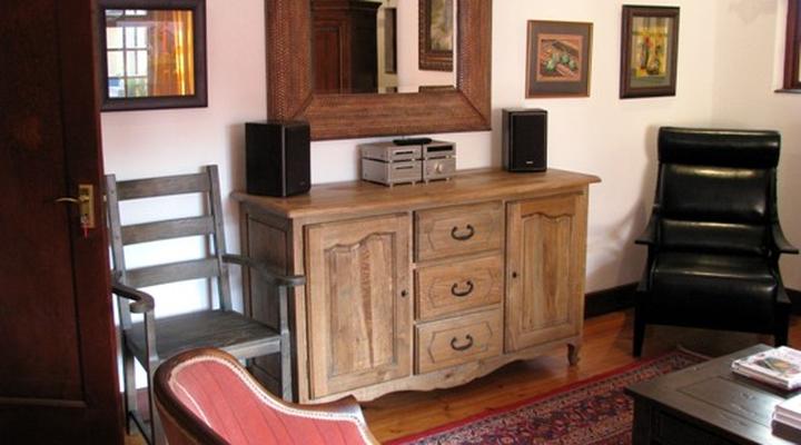 10 Anderson Guesthouse