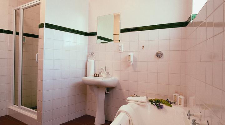 Sentinel Executive Apartment Hotel