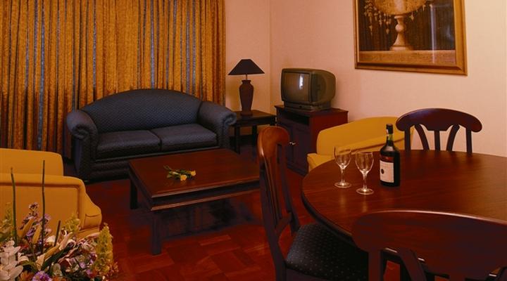 Sentinel Executive Apartment Hotel