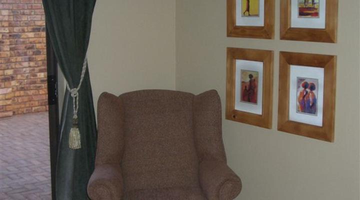 Woodpecker Guesthouse