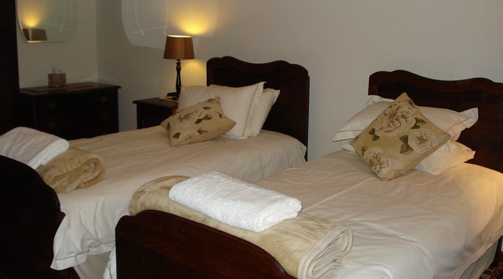 50 College Drive B & B