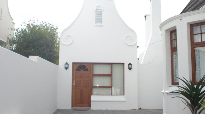 50 College Drive B & B