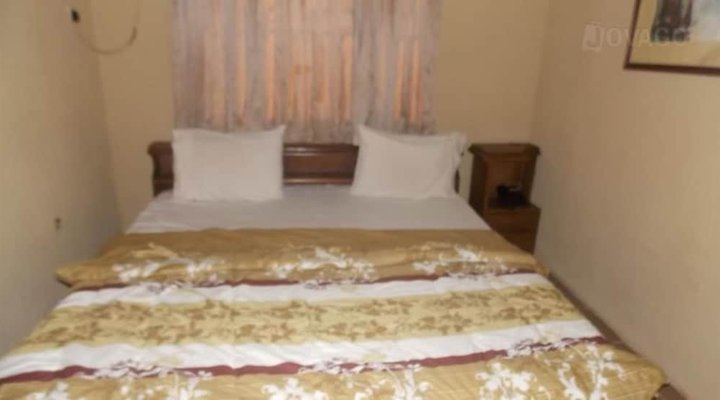 Samelot Hotel