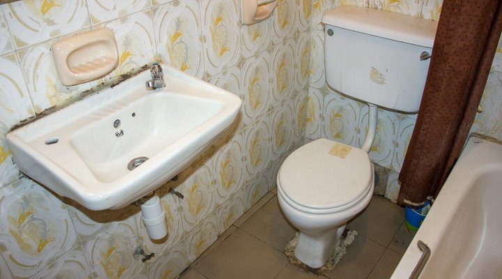 Creme Suites Hotel