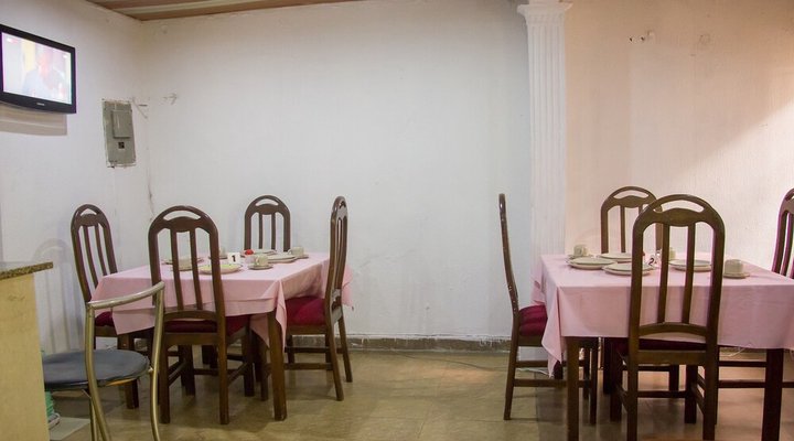 Creme Suites Hotel