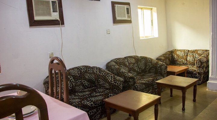 Creme Suites Hotel
