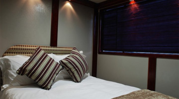 Liquid Living Houseboat