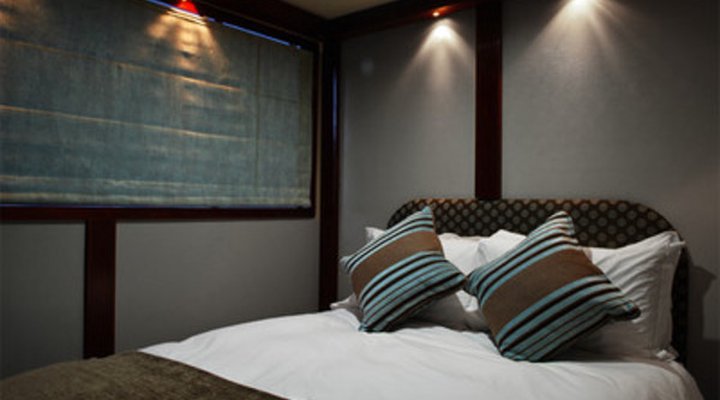 Liquid Living Houseboat