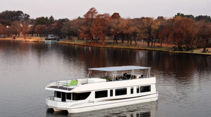 Liquid Living Houseboat